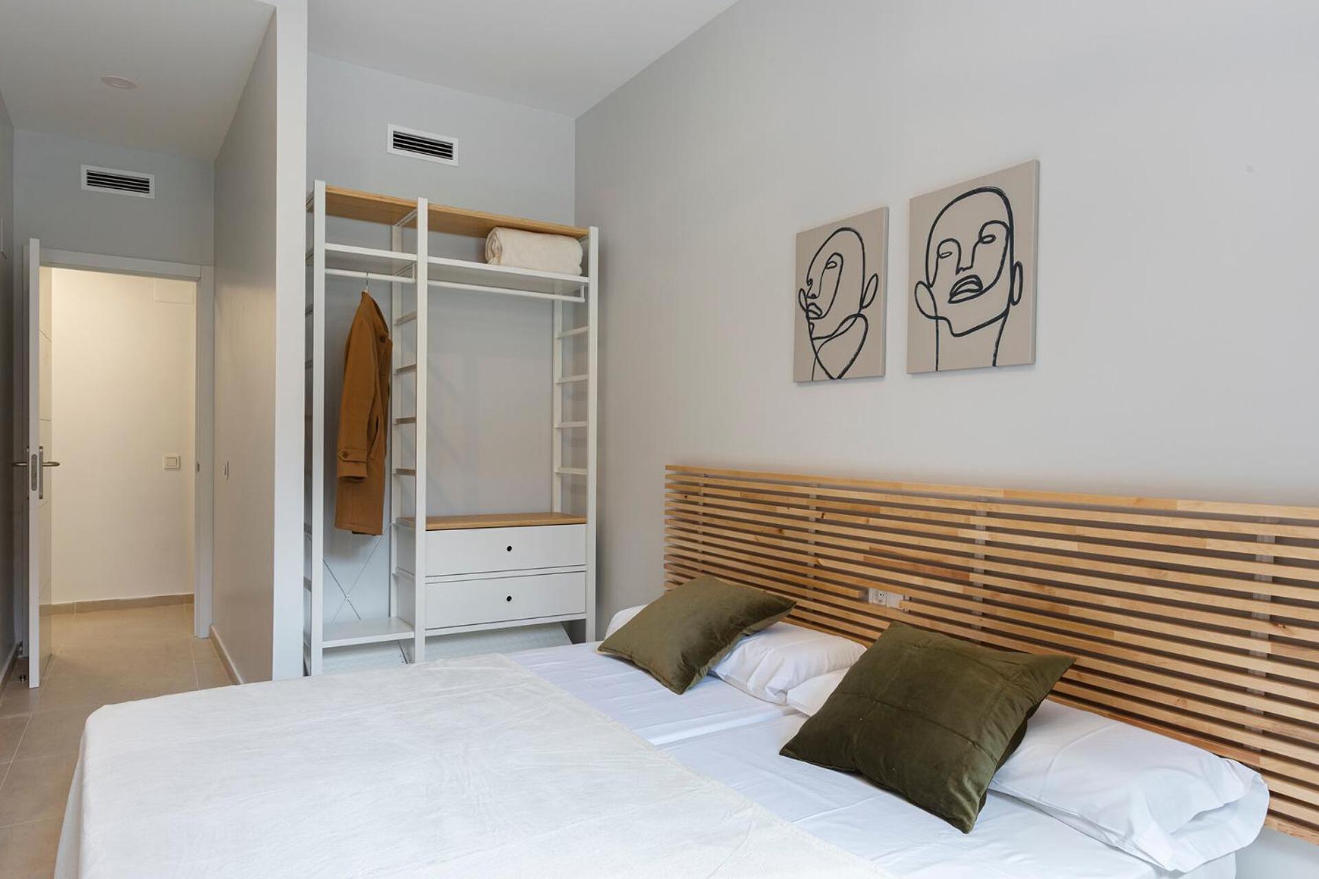 4235 - Ab Santa Coloma Iii Apartamento *